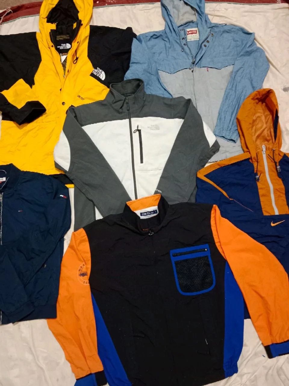 90s Mix Branded Windbreakers (47) Piece A grade