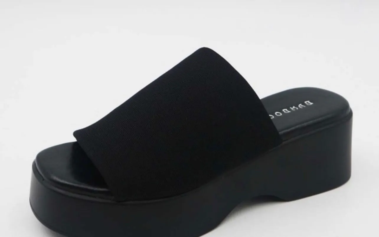 Bungee Sandals