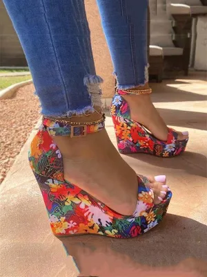 Toleet Printed Tropical Style Platform Sandals